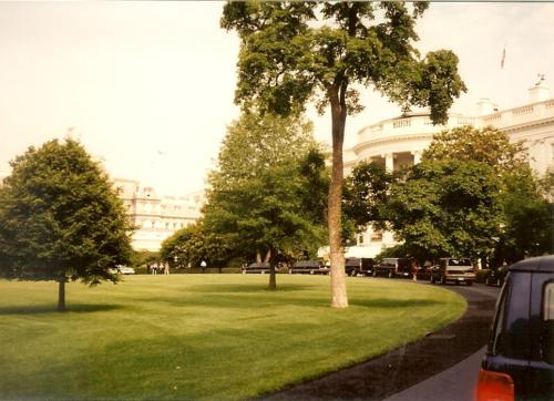 Motorcade south lawn0001